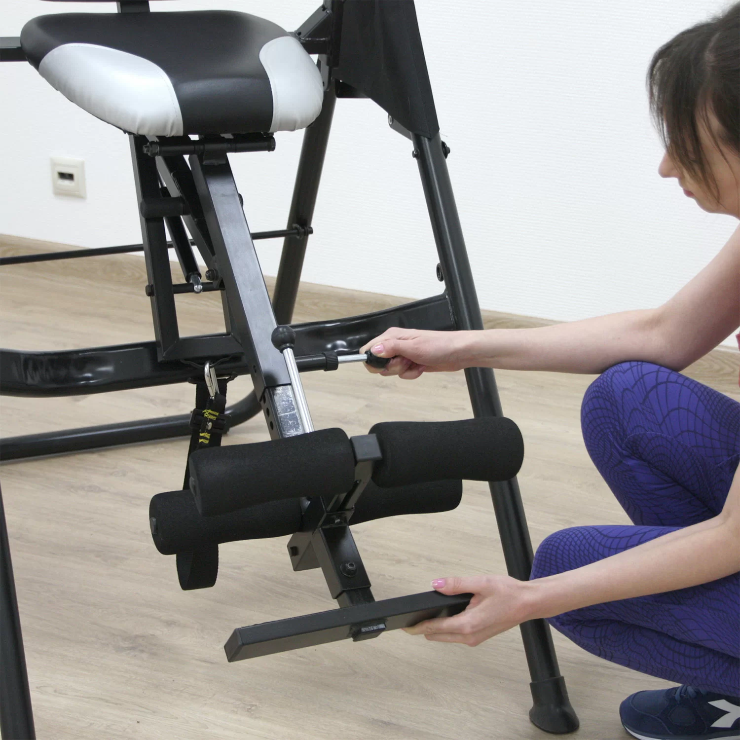  Инверсионный стол с сиденьем DFC SJ7200A складной по низким ценам в Томске и Северске