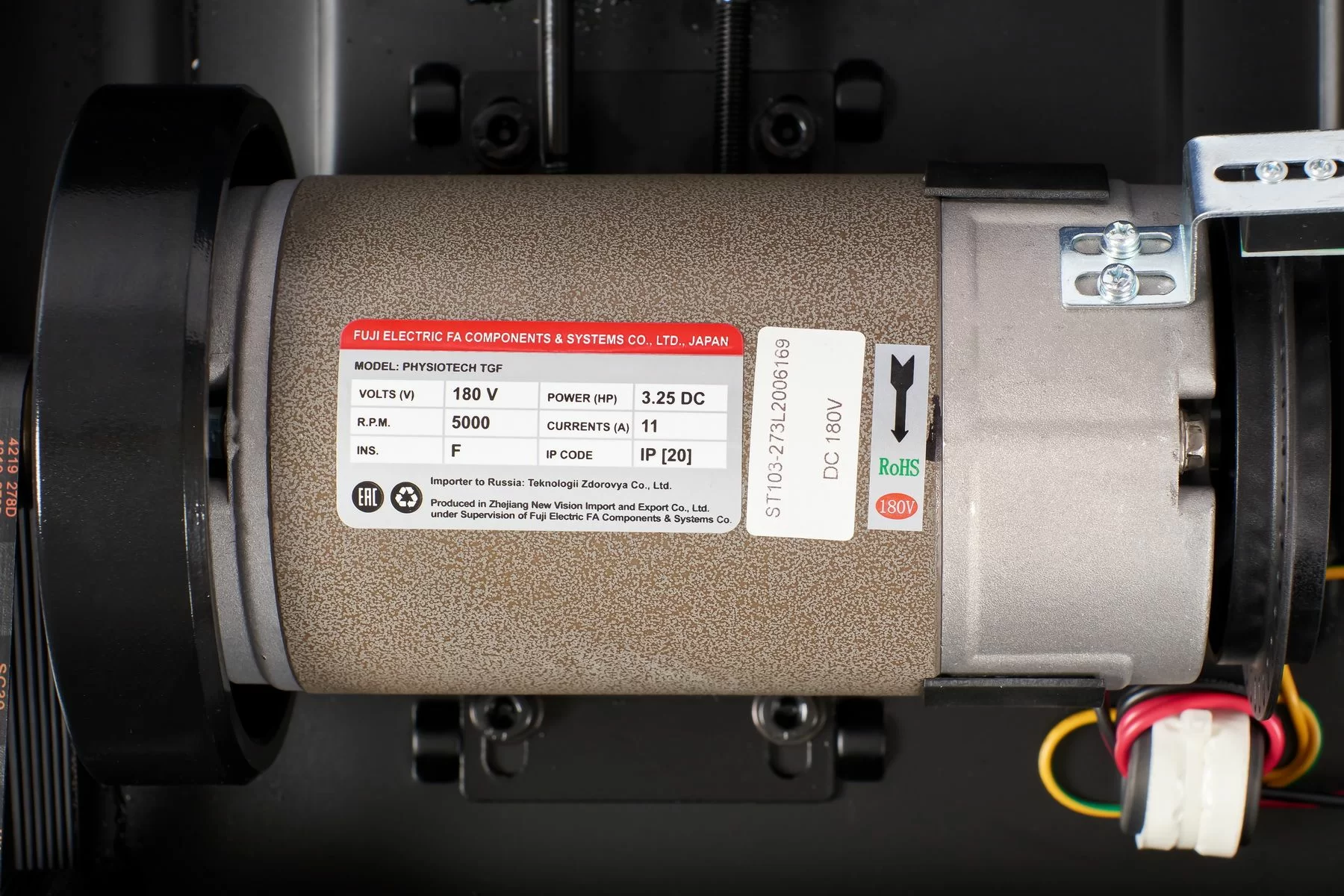  Беговая дорожка Titanium Masters Slimtech S370 APP по низким ценам в Томске и Северске