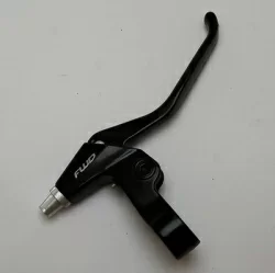 Ручка тормоза правая Winzip WL-338D 22,2 мм под 3 пальца черный