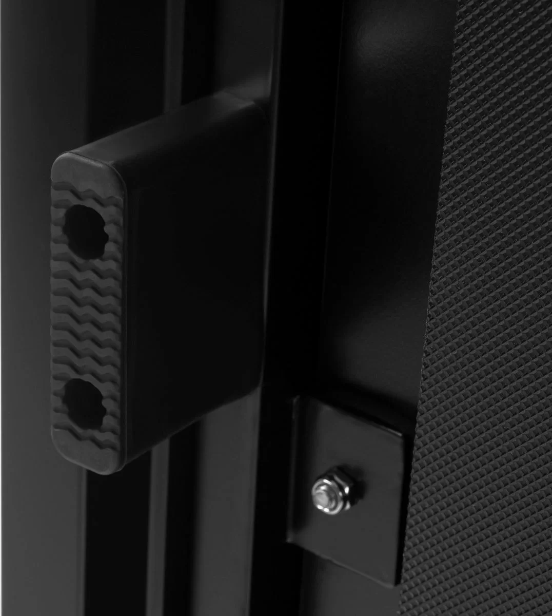  Беговая дорожка Titanium Masters Slimtech C150 по низким ценам в Томске и Северске