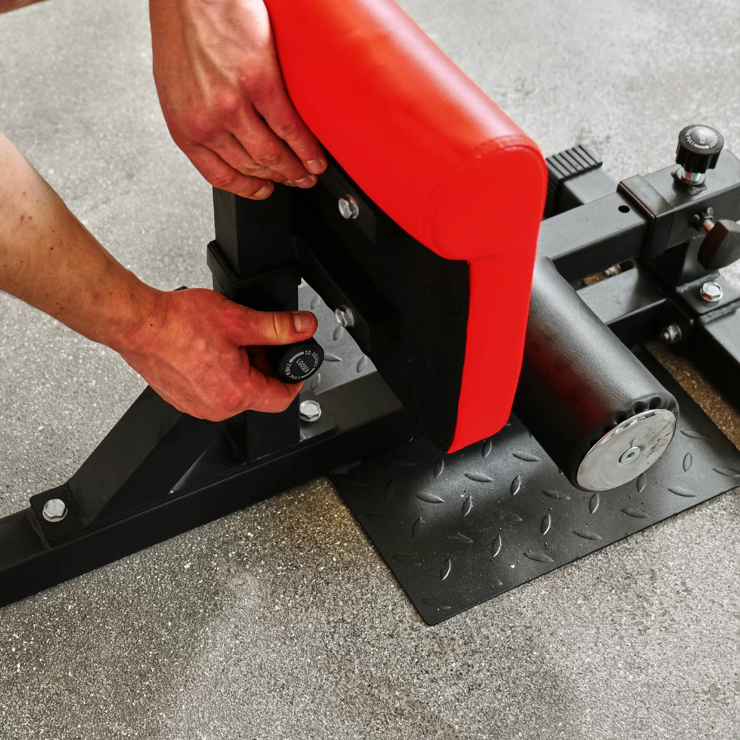  Тренажер для приседаний Sissy Squat DFC IN21715 по низким ценам в Томске и Северске