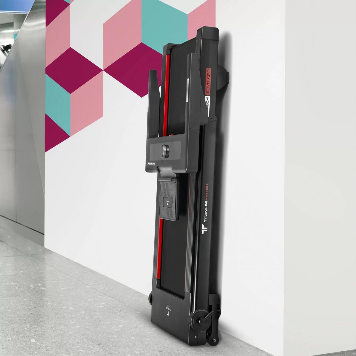  Беговая дорожка Titanium Masters Slimtech S370 APP по низким ценам в Томске и Северске