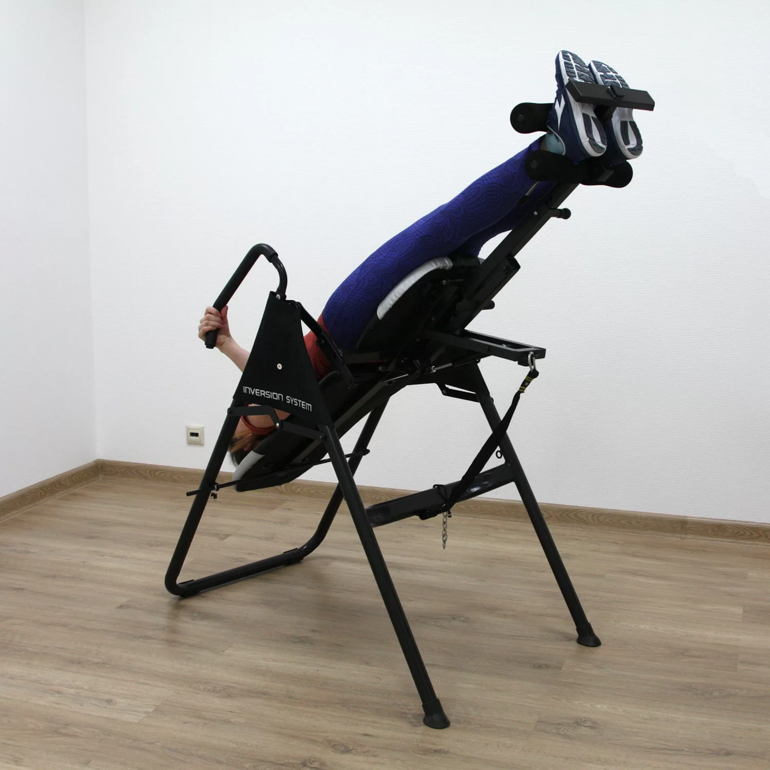  Инверсионный стол с сиденьем DFC SJ7200A складной по низким ценам в Томске и Северске