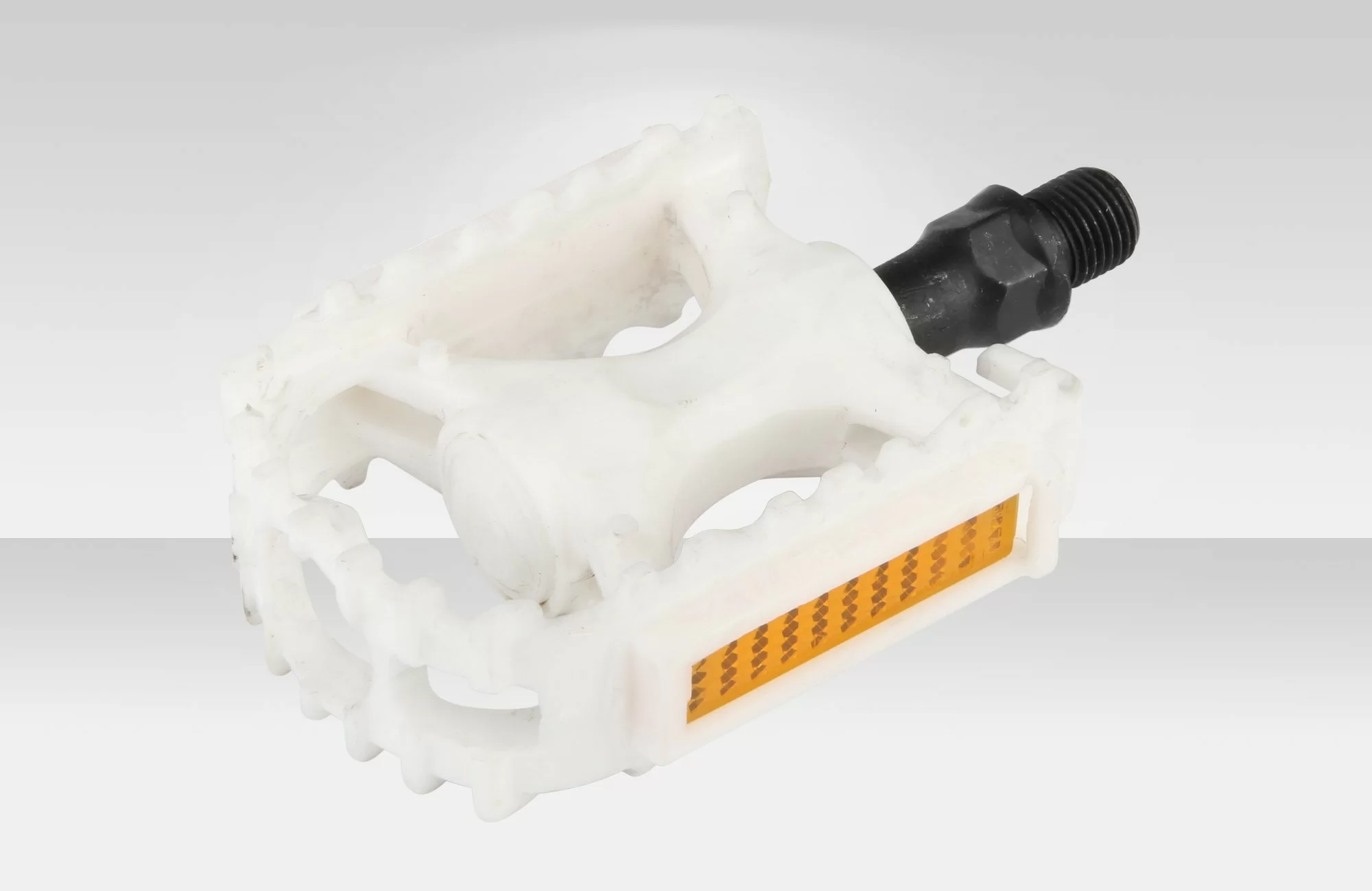  Педали FP-628 Feimin пластик ось 1/2" цветные по низким ценам в Томске и Северске