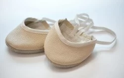 Получешки Leosport (танцевальные тапочки) кожа бежевые