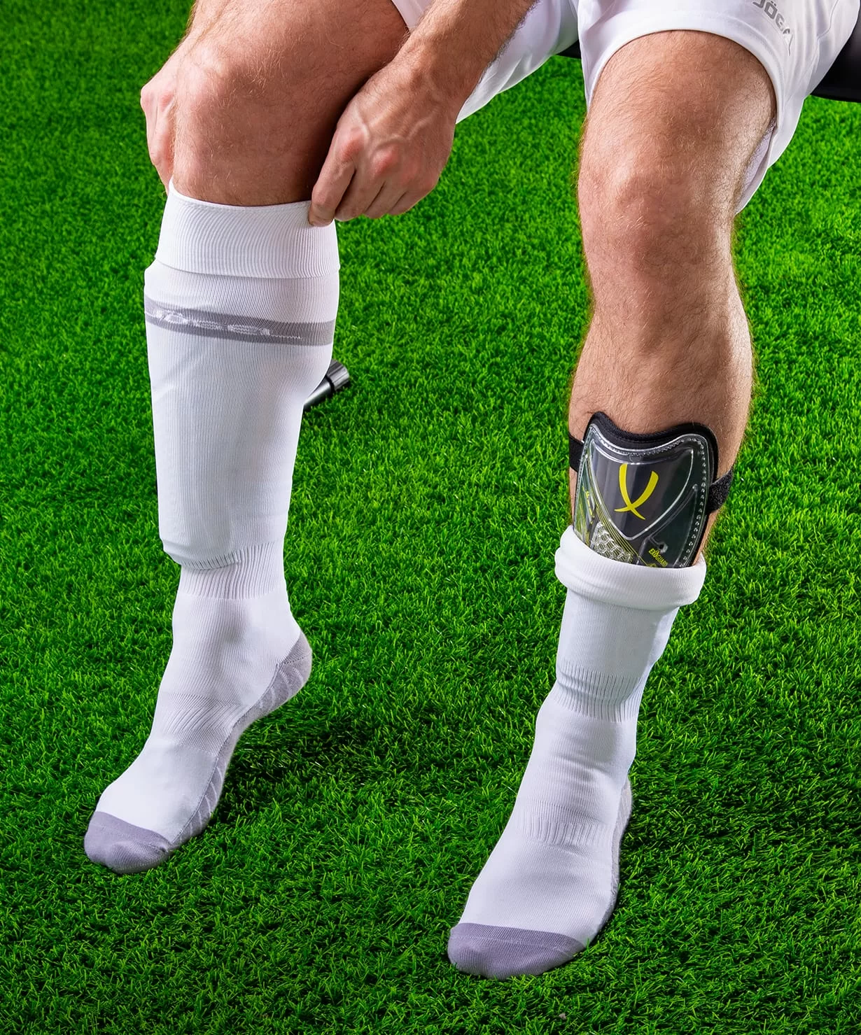  Щитки футбольные Jögel JA-205 ExoGuard по низким ценам в Томске и Северске